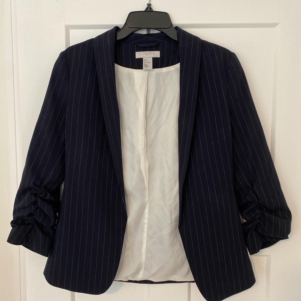 Navy Pinstripe Work Suit - H&M - Great Condition - Size 2